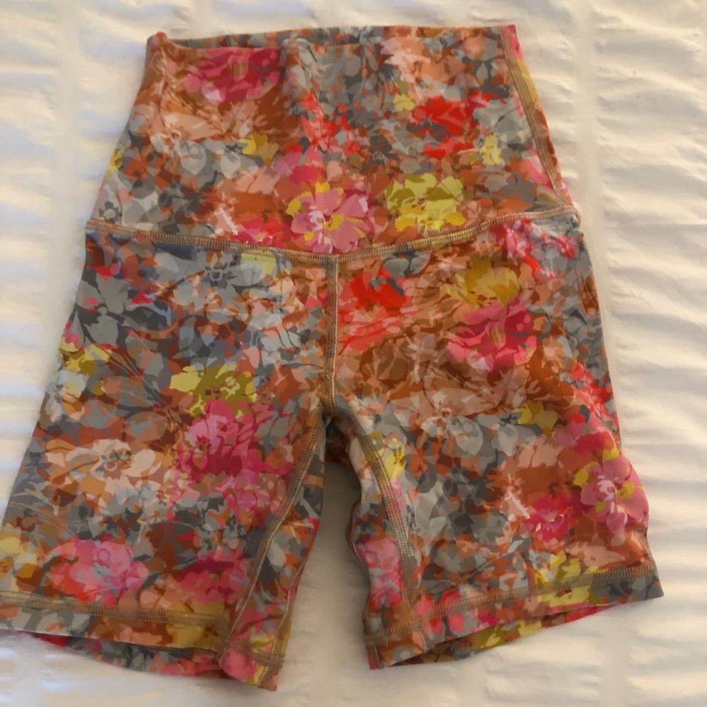 Lululemon align biker shorts